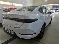 بي واي دي Qin Plus